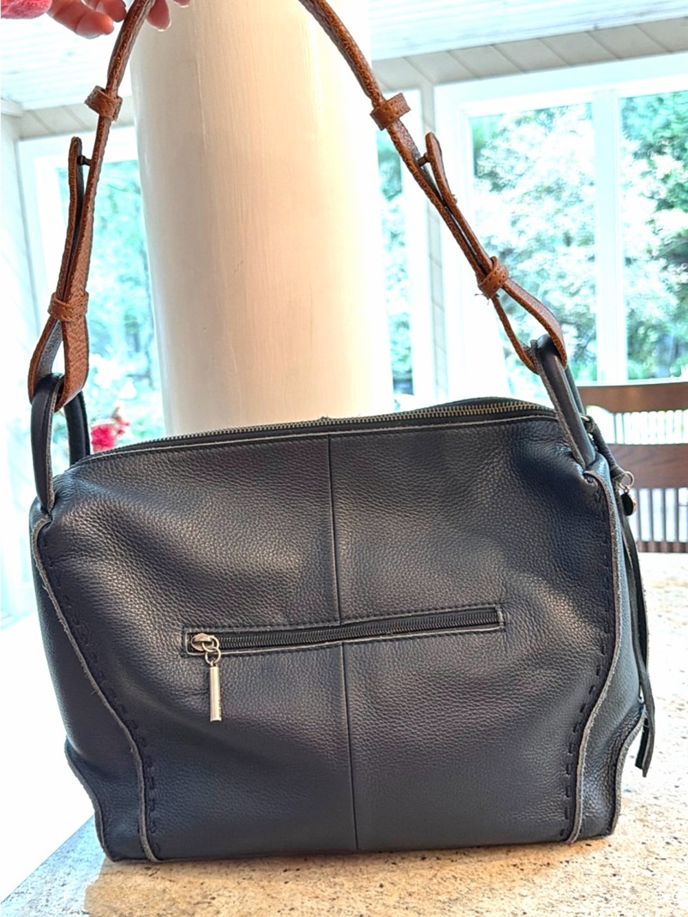 The Sak Los Feliz hobo. Soft leather. Barely used.